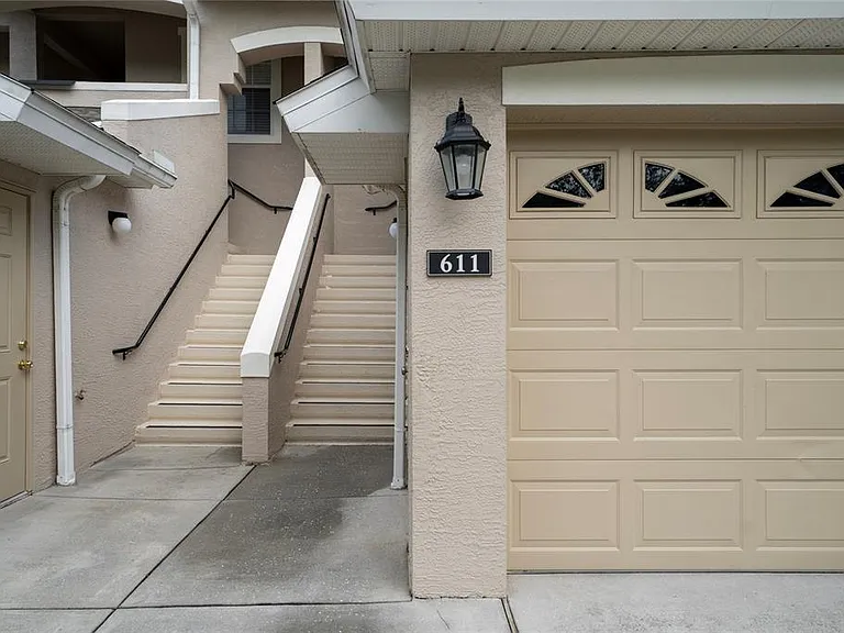 9417 Myrtle Creek Ln #611 — Photo 4