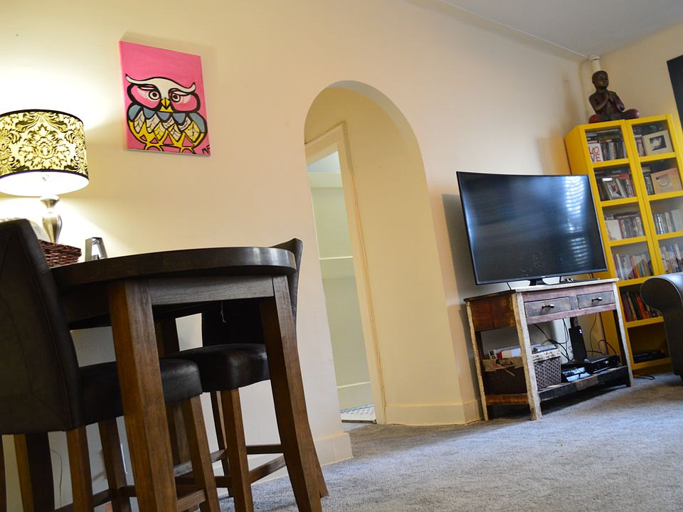 1st image of 83-64 Talbot St #2C