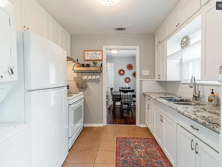 1201 W Alan Ave — Photo 3