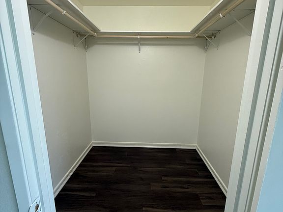 4th image of 1060 Freedom St