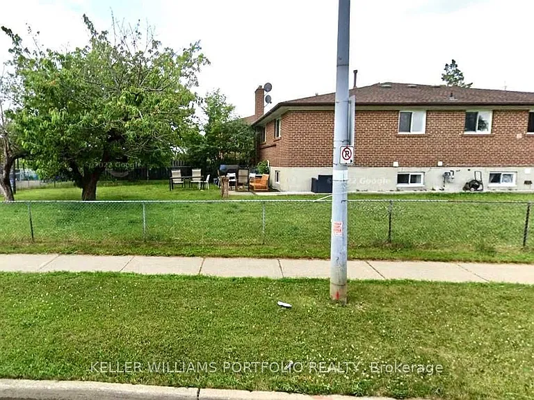 7841 Martin Grove Rd #LOWER LEVEL — Photo 12