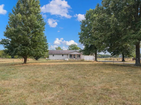 9671 Farm Road 2230, Cassville, MO 65625