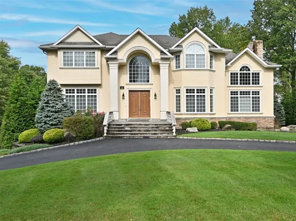 31 Concord Drive, Monsey, NY 10952