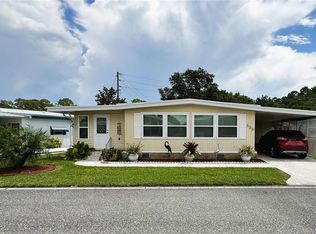 121 Pyracantha Ln, Leesburg, FL 34748