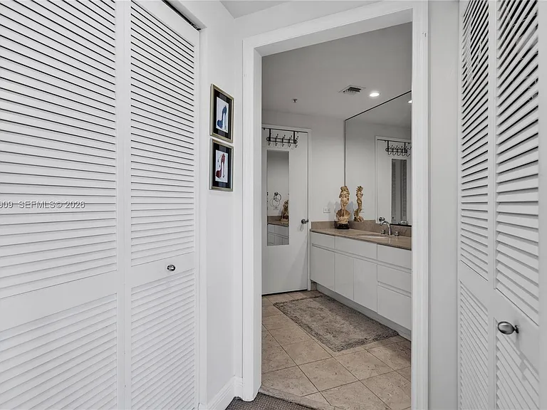 848 Brickell Key Dr #1903 — Photo 20