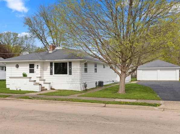 218 N Eddy St, Sandwich, IL 60548