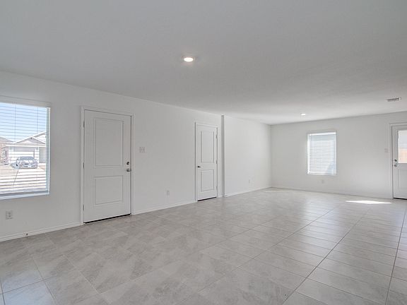 4th image of 2360 Great Belt Blvd