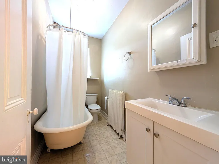 3800 Terrace St #3 — Photo 6