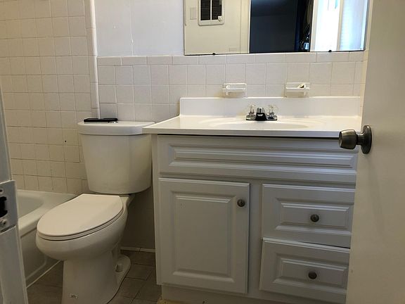2nd image of 1314 Little Bay Ave APT 8