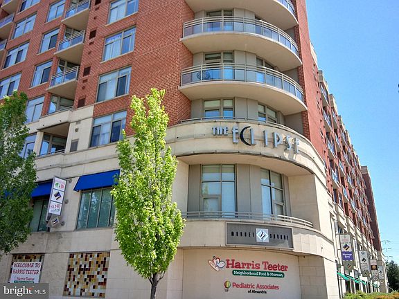 2nd image of 3600 Glebe Rd Unit 202W