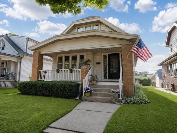 3255 S 12th STREET, Milwaukee, WI 53215