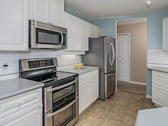 2nd image of 1300 Hunter Rd #205