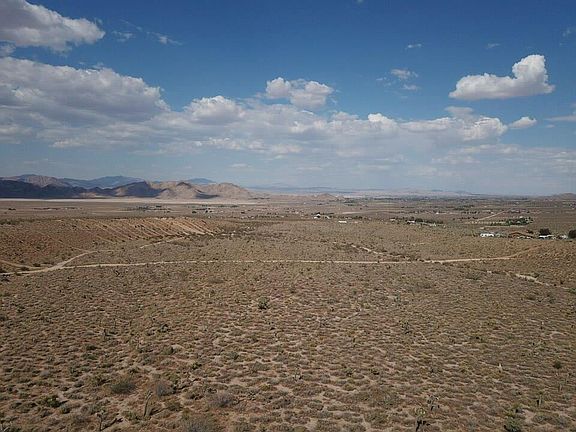 2nd image of 3 Joshua Rd
