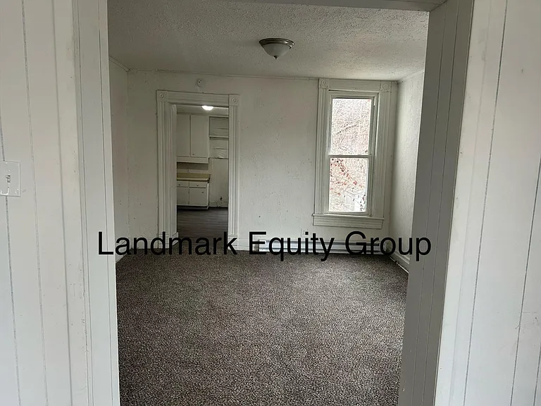 1712 Jules St — Photo 5