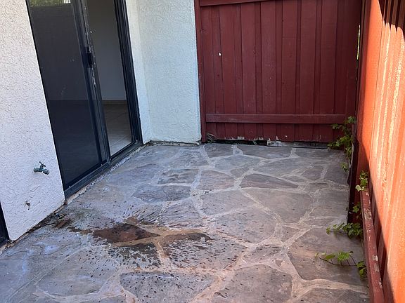 5th image of 13825 Beaver St Unit 34