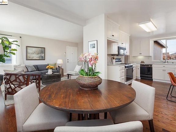 5th image of 535 38th St