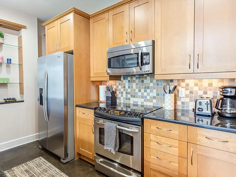 2608 Erwin Rd #417 — Photo 8