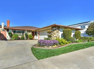 3551 Oleander St, Seal Beach, CA 90740