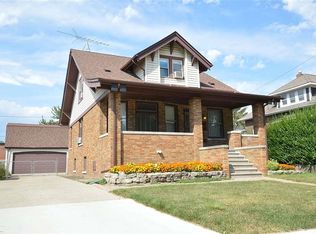 16563 Forest Ave, Eastpointe, MI 48021