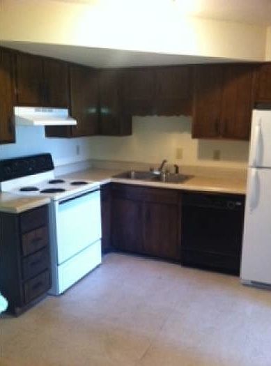 2nd image of 1301 17th Ave S