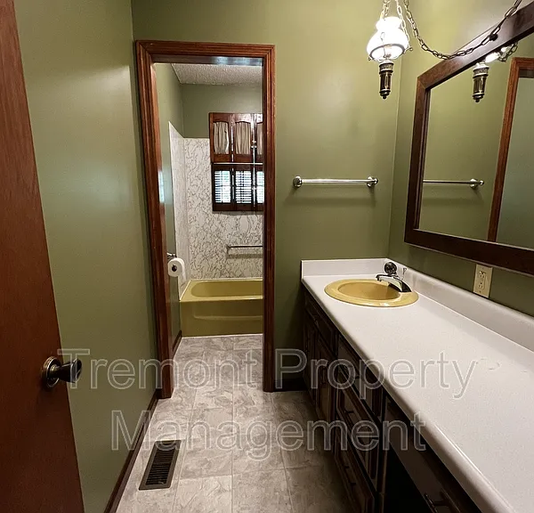 7424 Runyan Rd — Photo 6