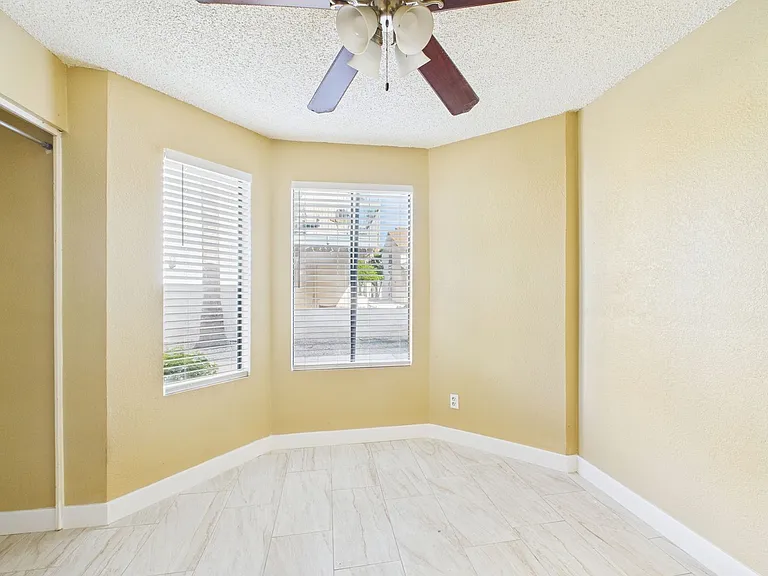 5236 W Peoria Ave #140 — Photo 9