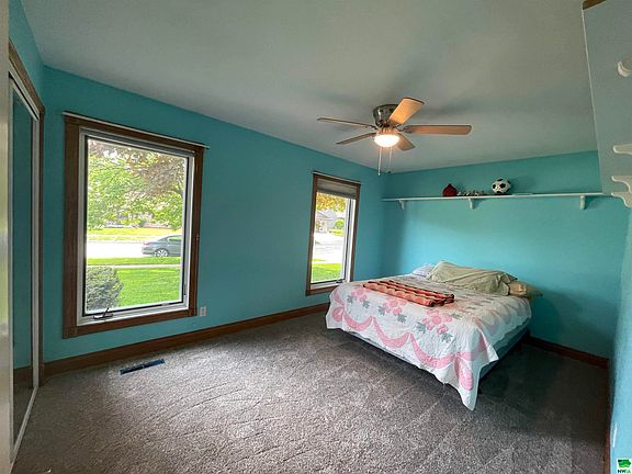 5th image of 1612 Hiawatha Trl