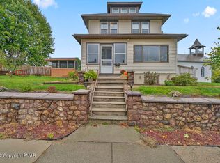 237 Columbia Ave, Palmerton, PA 18071