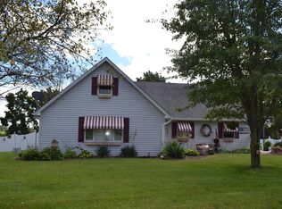 109 W Falcon Run, Pendleton, IN 46064