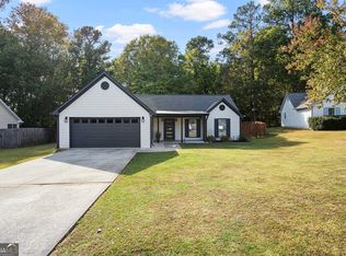 935 Mercury Dr, Lawrenceville, GA 30045