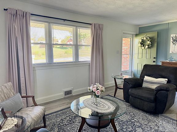 2nd image of 28 Garden Dr