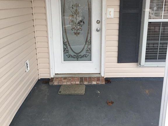 3rd image of 14279 Tori Dawn Dr