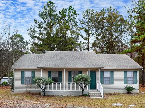 225 Palomino Dr, Guyton, GA 31312