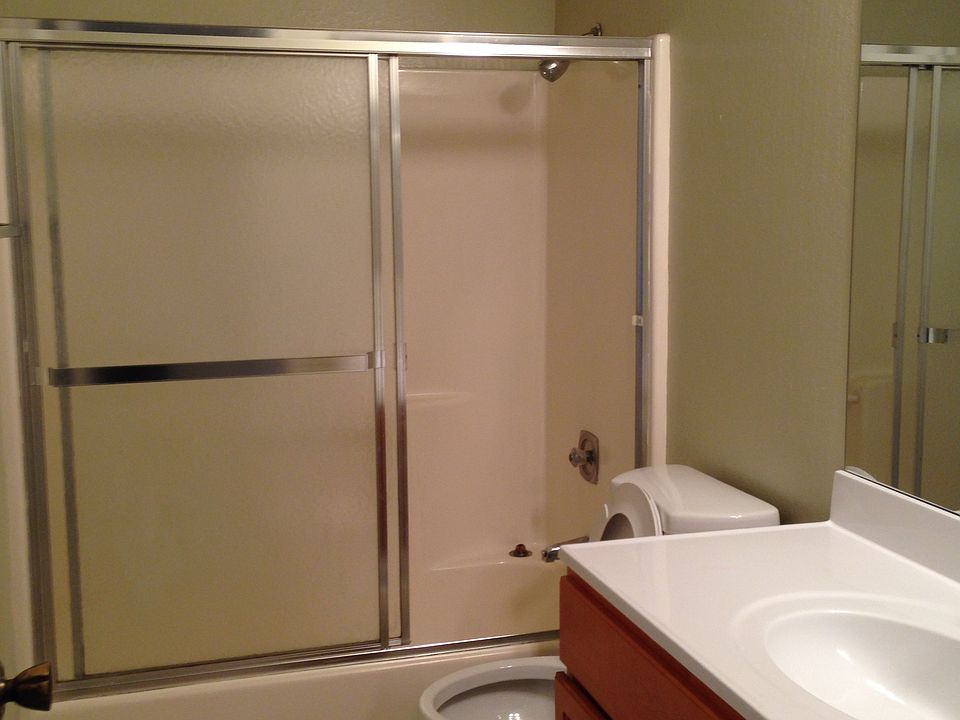 1st image of 52 Las Moradas Cir