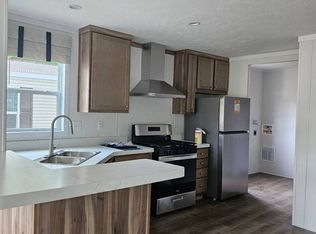 10039 County Road 4 #10, Middlebury, IN 46540
