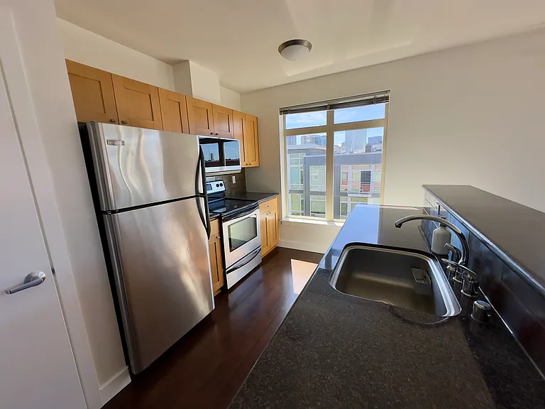 1610 Belmont Ave #605 — Photo 13