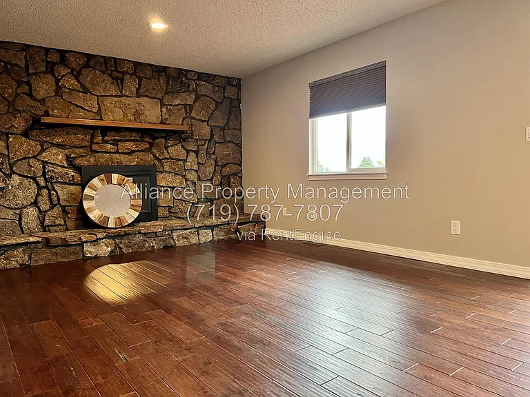 6318 Galway Dr — Photo 33