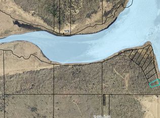 90 Youngs Bay Dr, Angle Inlet, MN 56711