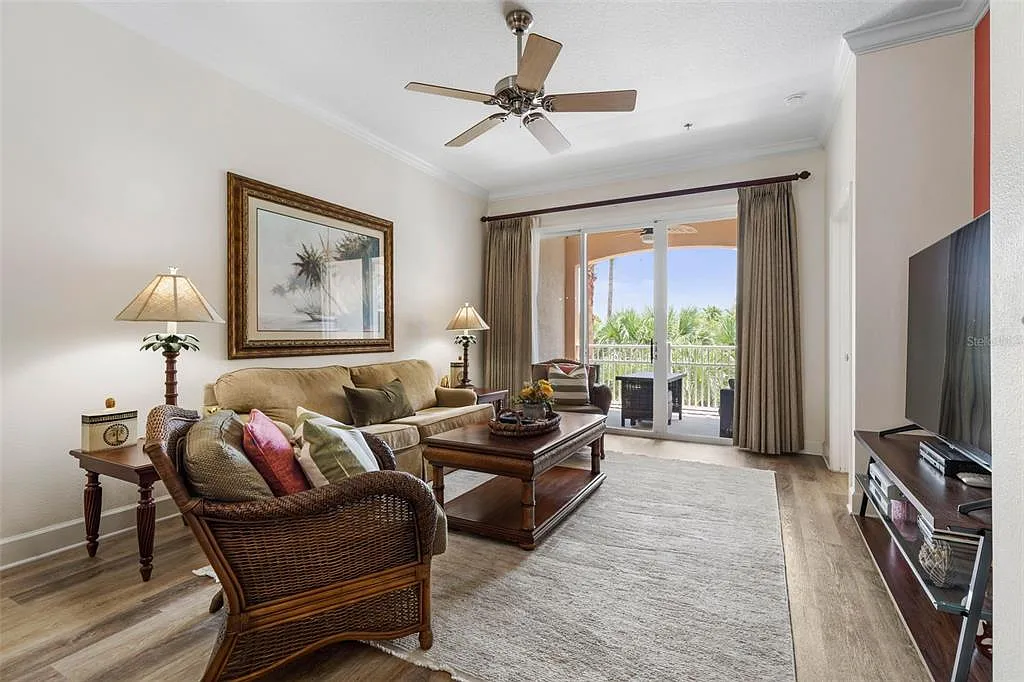 2 bed, 2.0 bath, 1264 sqft, $3,500 — Photo 4