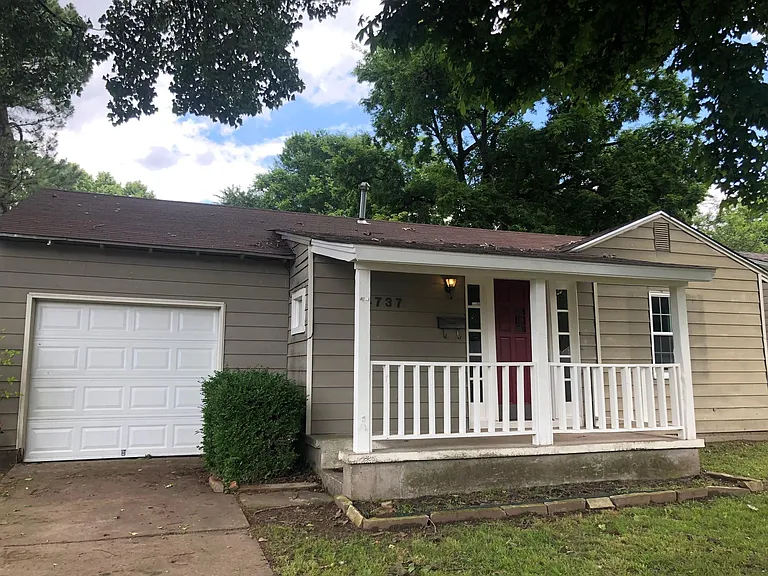4737 S Cincinnati Ave — Photo 1