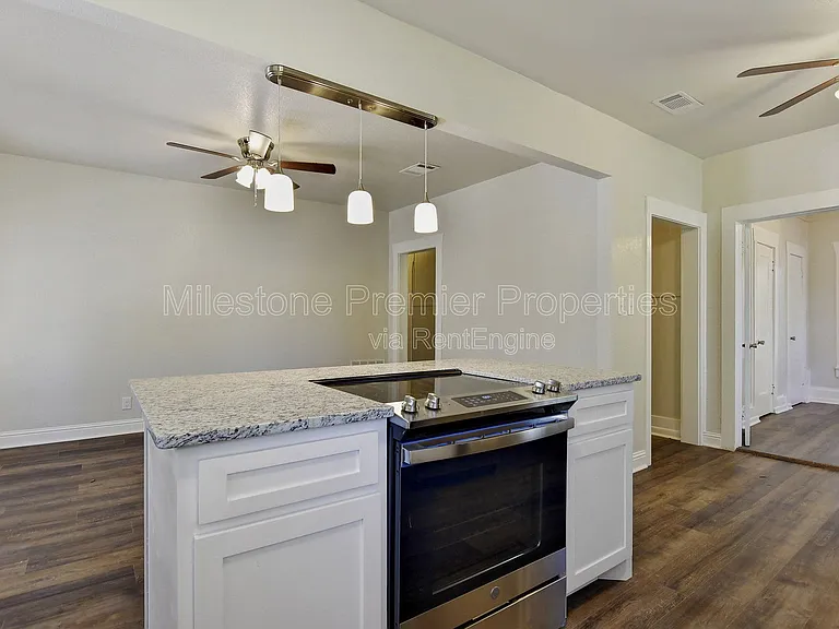 1115 S Rusk Ave — Photo 9