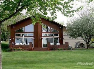 3461 Rolston Rd, Fenton, MI 48430