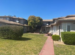 548 W Hammond Ave APT D, Fresno, CA 93728