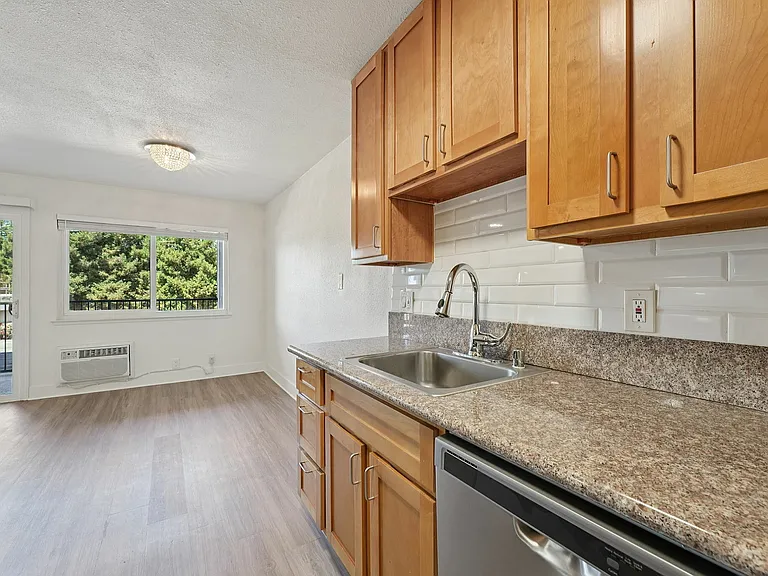1x1 Kitchen SRA