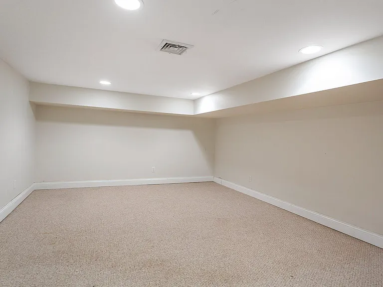 Lower Level Bedroom with En Suite Full Bath.