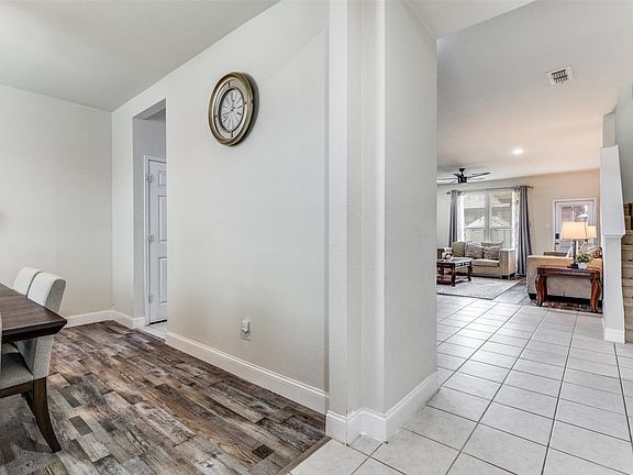 4th image of 2205 Simmental Rd