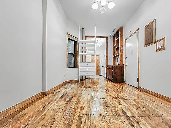 5th image of 539 W 49th St APT 1b