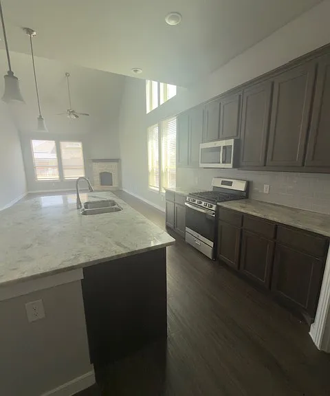 1825 Spoonbill Dr — Photo 7
