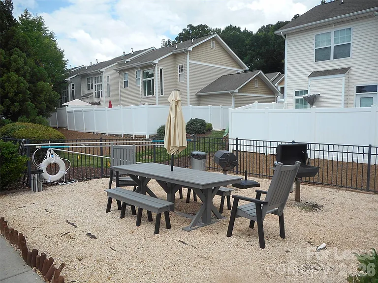 7704 Sweet Fern Way — Photo 24
