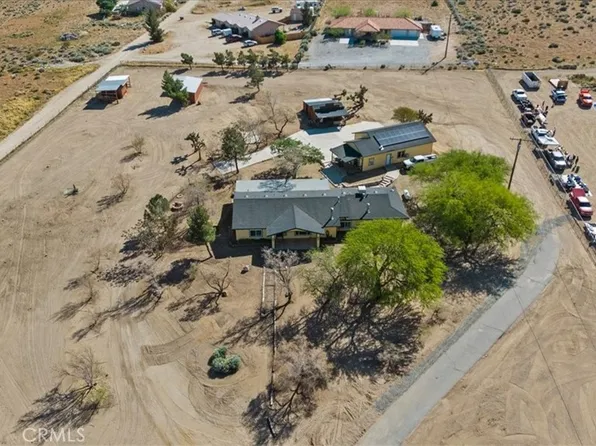 9475 Central Rd, Apple Valley, CA 92308